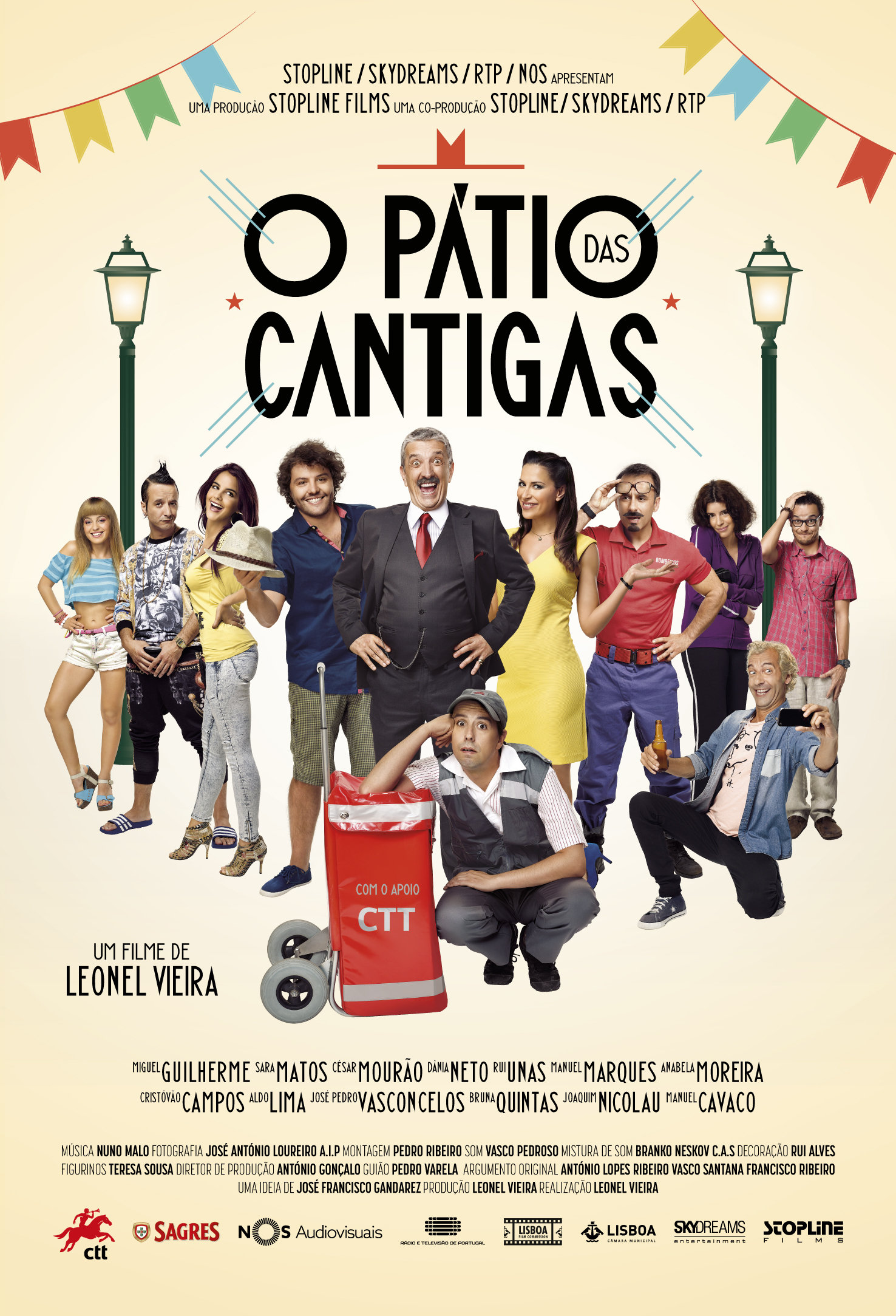 O Pátio Das Cantigas Main Poster