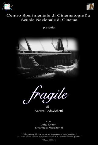 Fragile (2005) Main Poster