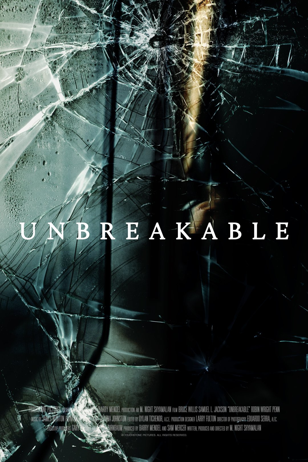 Unbreakable (2000) Poster #9